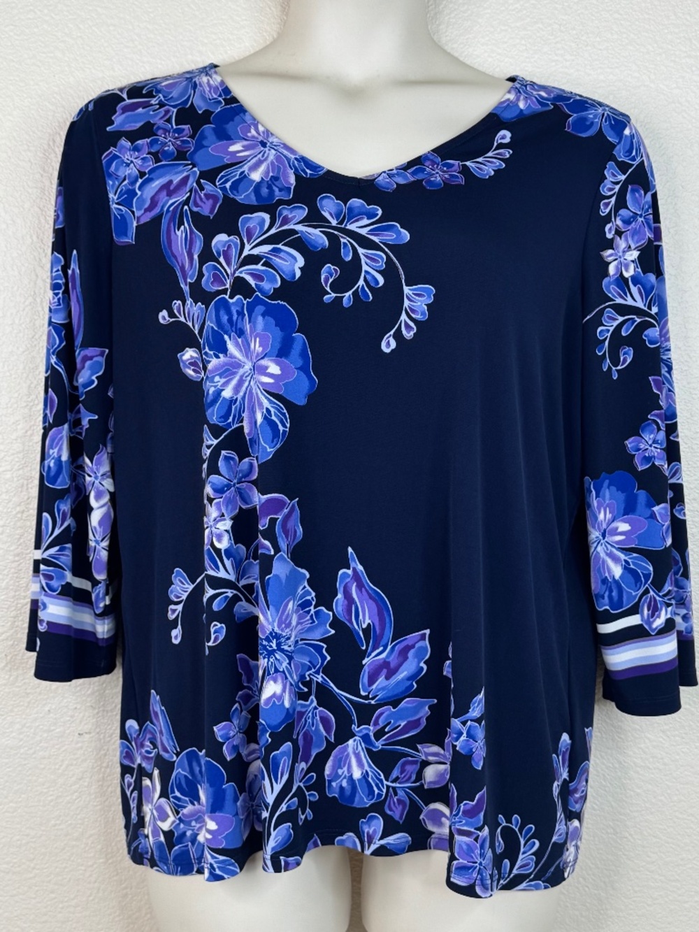 Susan Graver QVC XL Liquid Knit Top Blue Purple Floral Print 3/4 Sleeve Stretch
